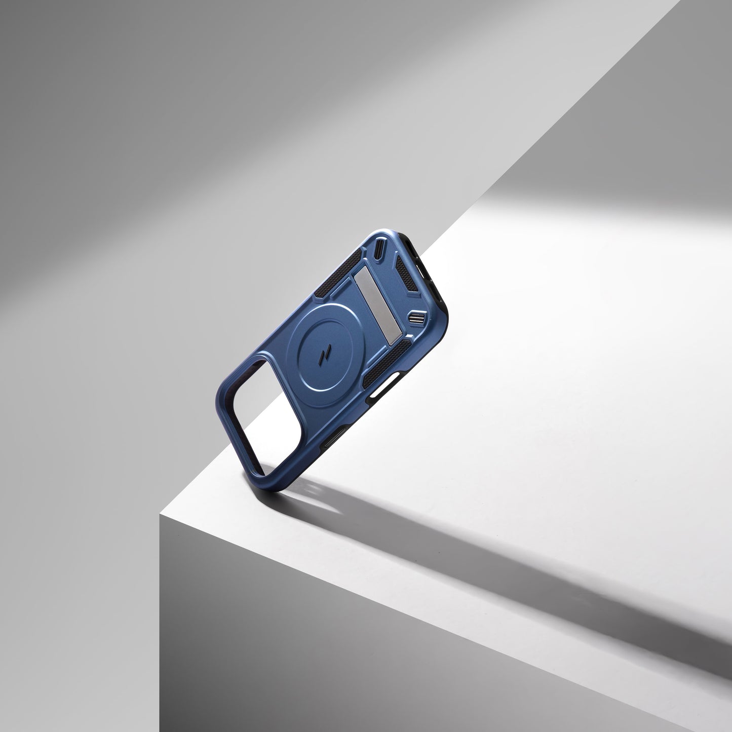 ZIZO TRANSFORM Series iPhone 17 Pro MagSafe Case - Blue